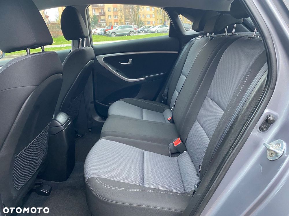 Hyundai i30 blue 1.6 GDI Trend - 7