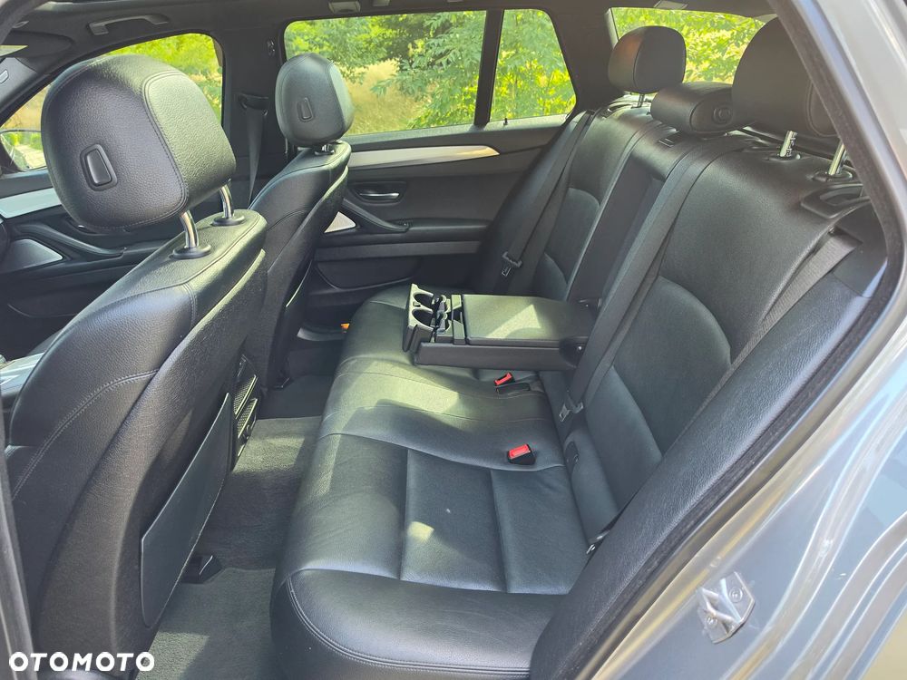 BMW Seria 5 535d xDrive Modern Line - 22
