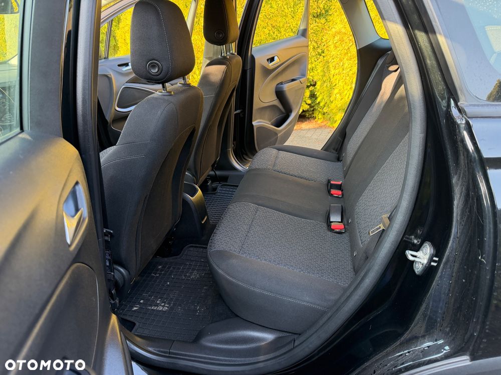 Opel Crossland X - 24
