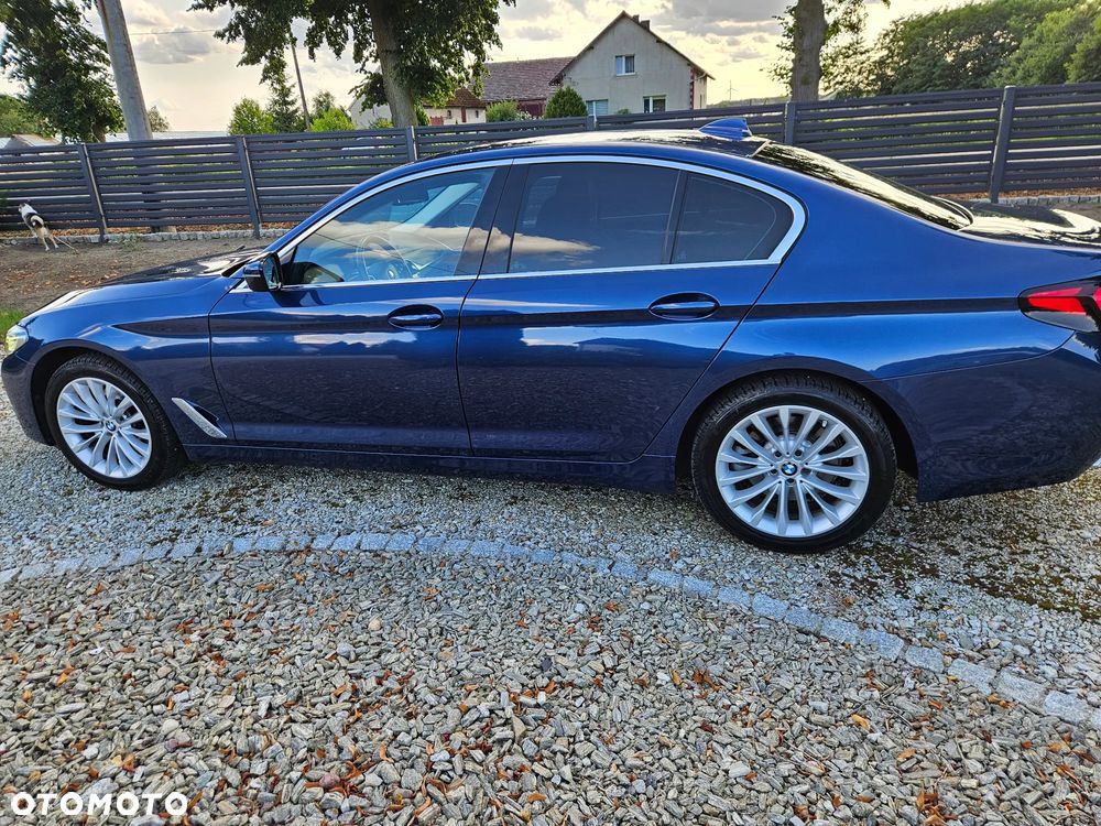 BMW Seria 5 520d Luxury Line - 12