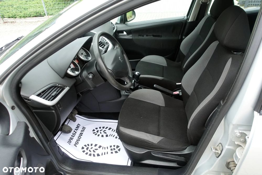 Peugeot 207 1.4 HDi Trendy - 11