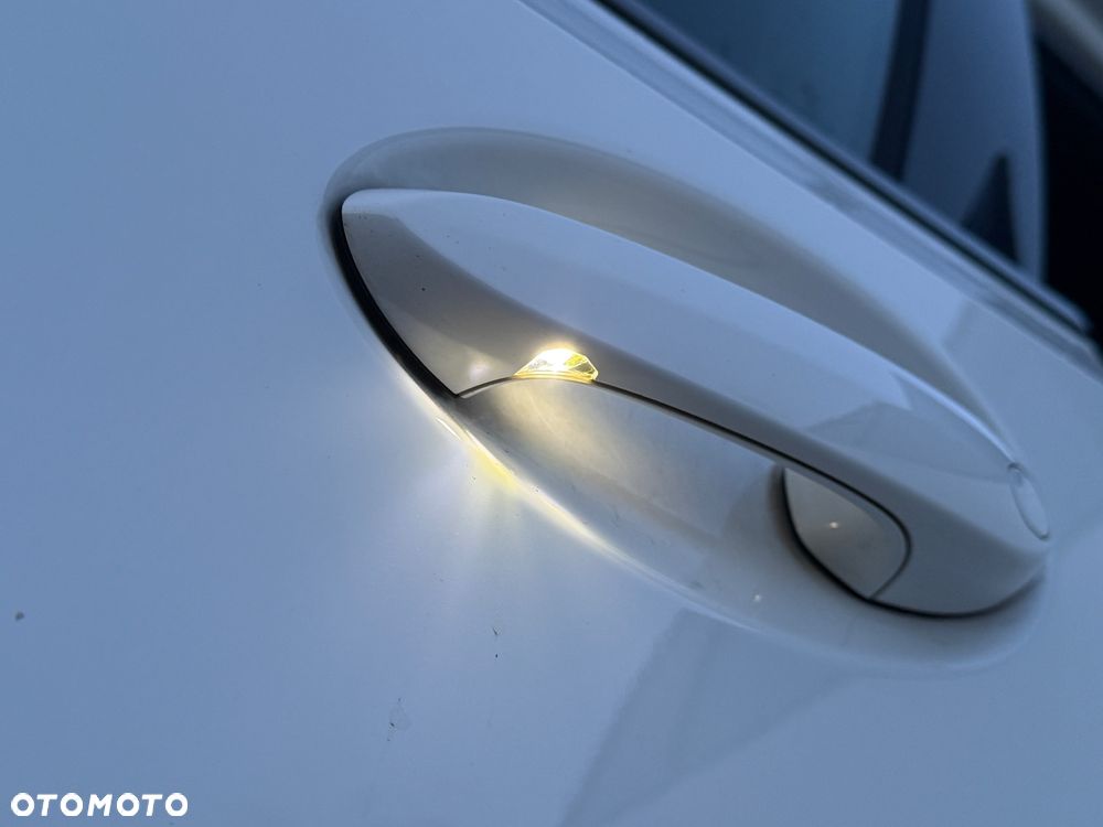 BMW Seria 3 320d M Sport sport - 24