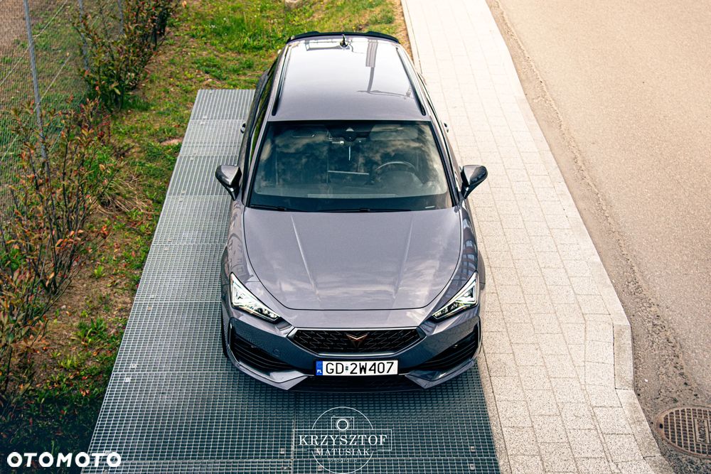 Cupra Leon 2.0 TSI DSG - 4
