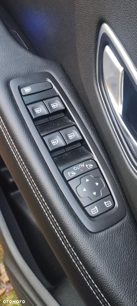 Renault Scenic 1.2 TCe Energy Bose Edition - 10