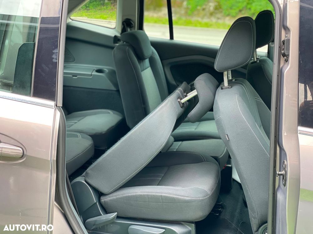 FORD Grand C-MAX 2012 — imagine 12