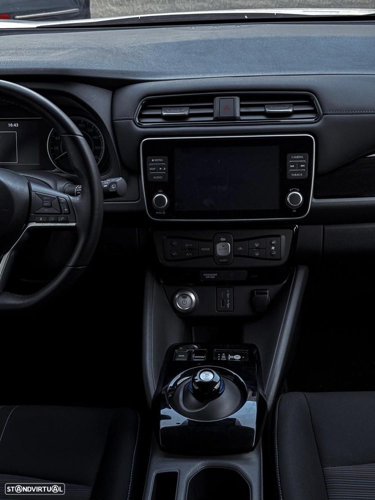 Nissan Leaf Acenta - 10