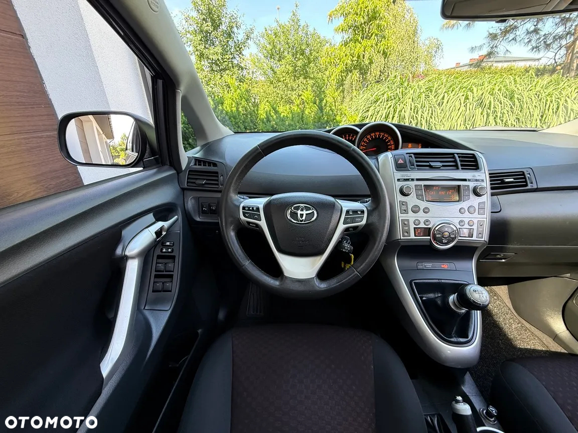Toyota Verso 1.8 Edition - 20