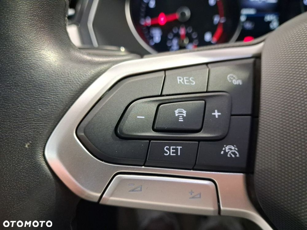 Volkswagen Passat - 27