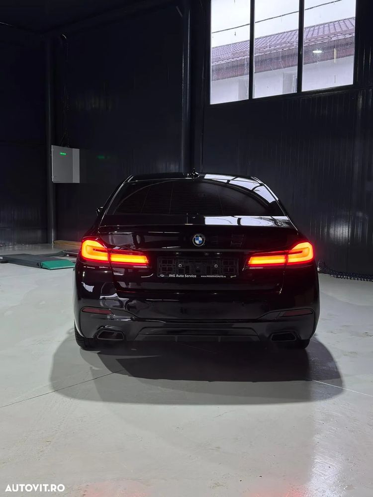 BMW Seria 5 520i Aut. Sport Line - 3
