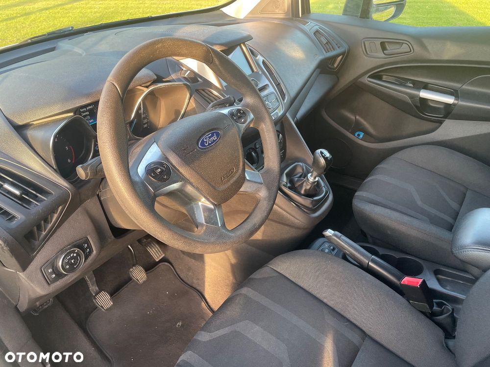 Ford Tourneo Connect - 9