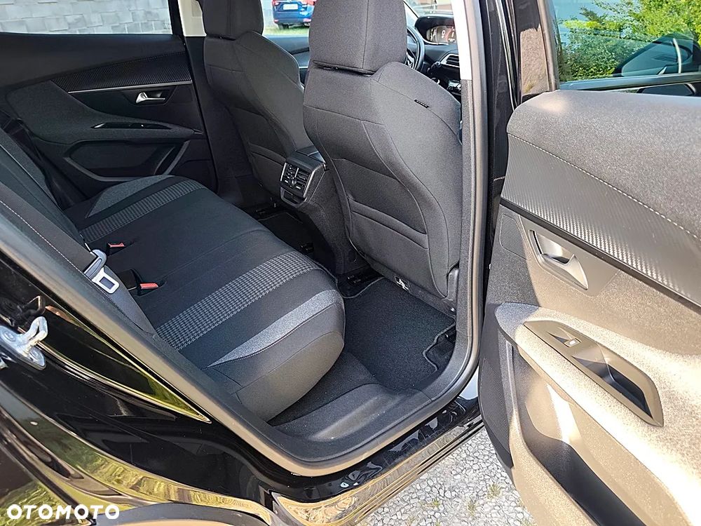 Peugeot 3008 PureTech 130 Stop & Start GPF Active - 22