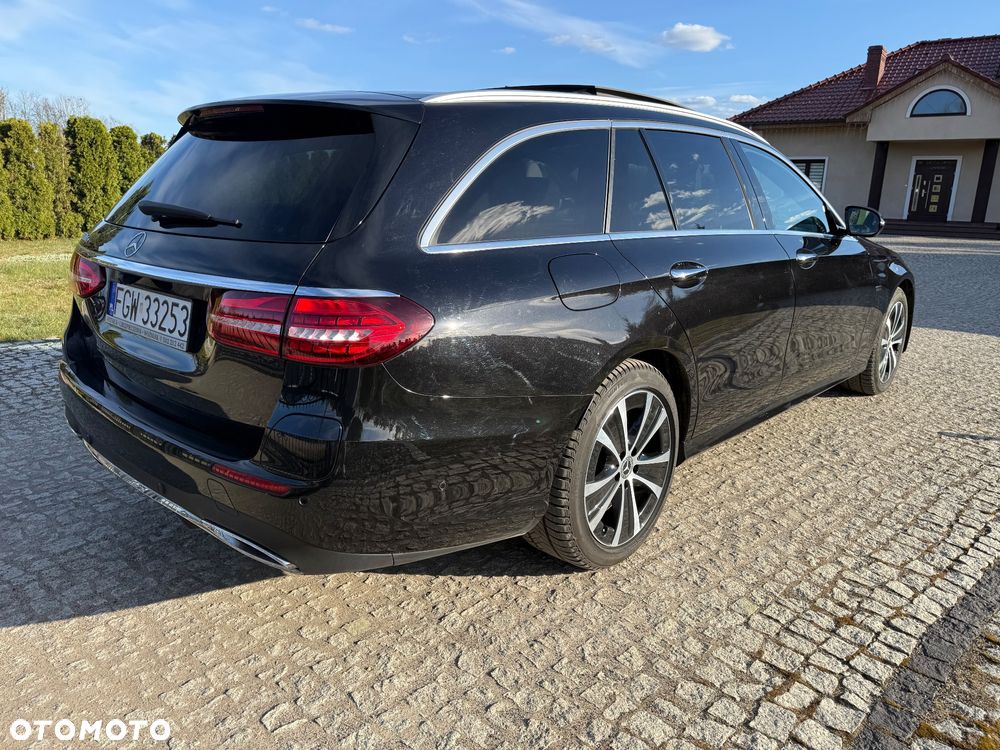 Mercedes-Benz Klasa E 300 de 9G-TRONIC AMG Line - 12