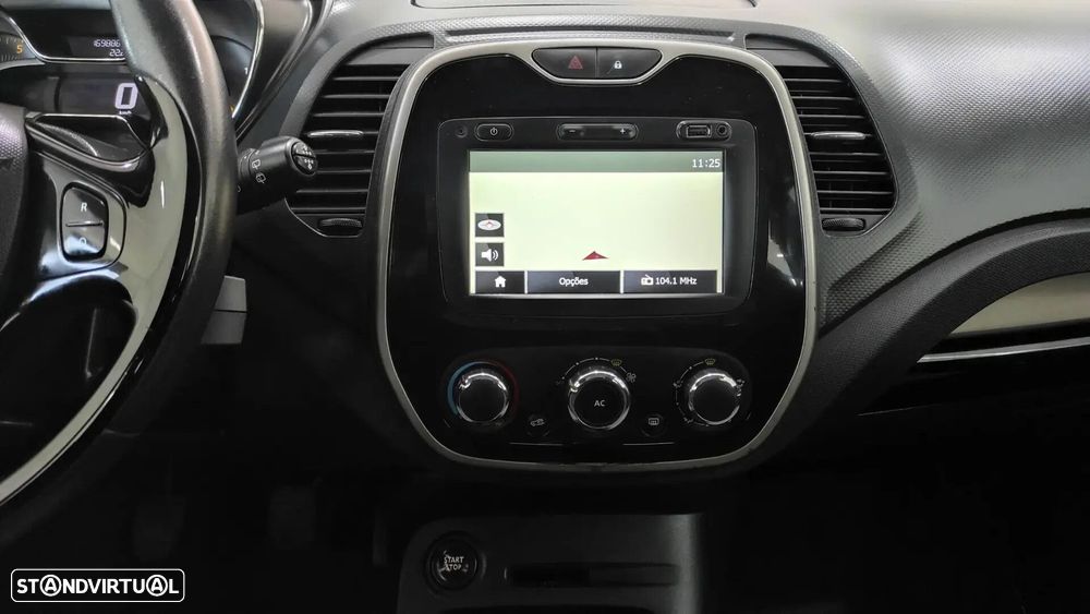 Renault Captur - 27