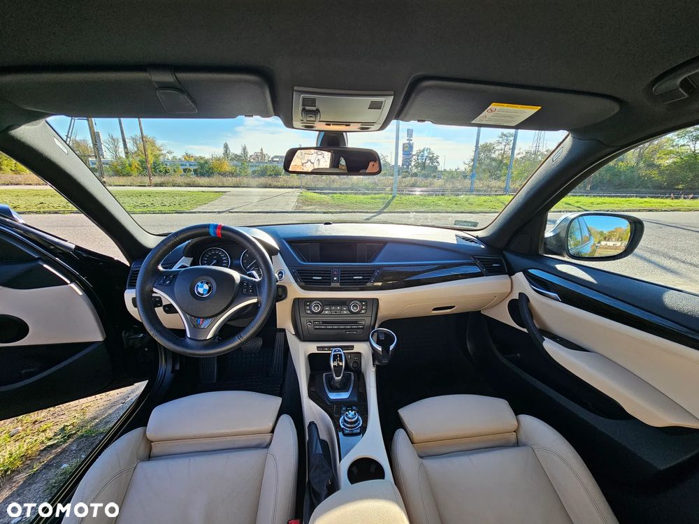 BMW X1 xDrive20i - 13