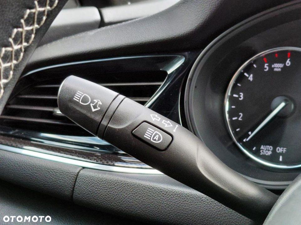 Opel Insignia - 15