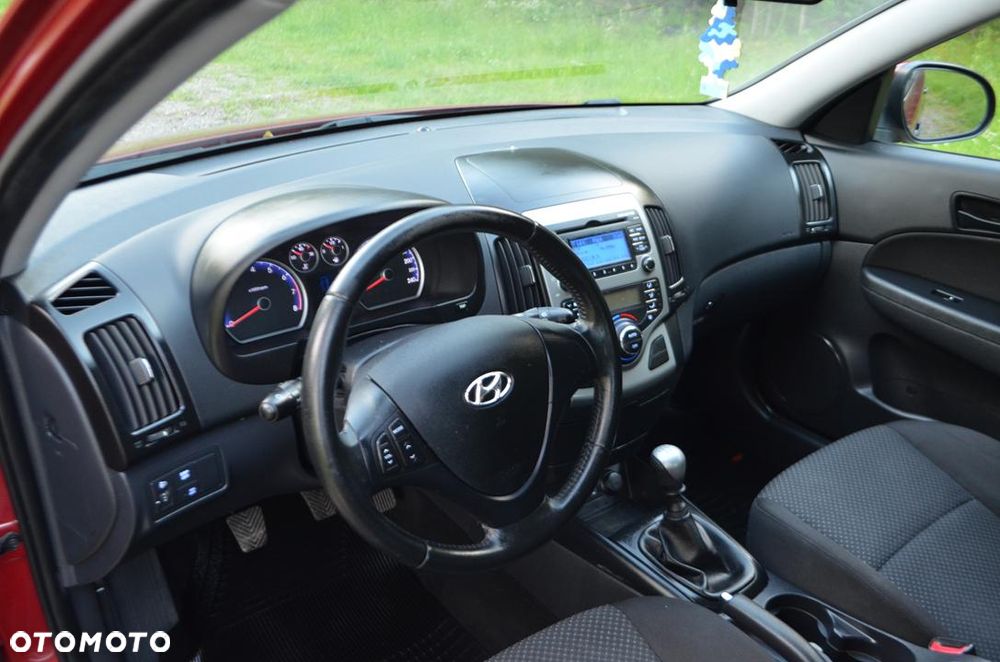 Hyundai i30 1.4 Base - 22
