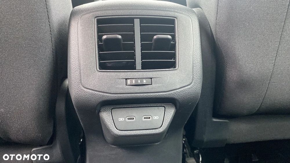 Volkswagen T-Roc 1.5 TSI Style DSG - 22