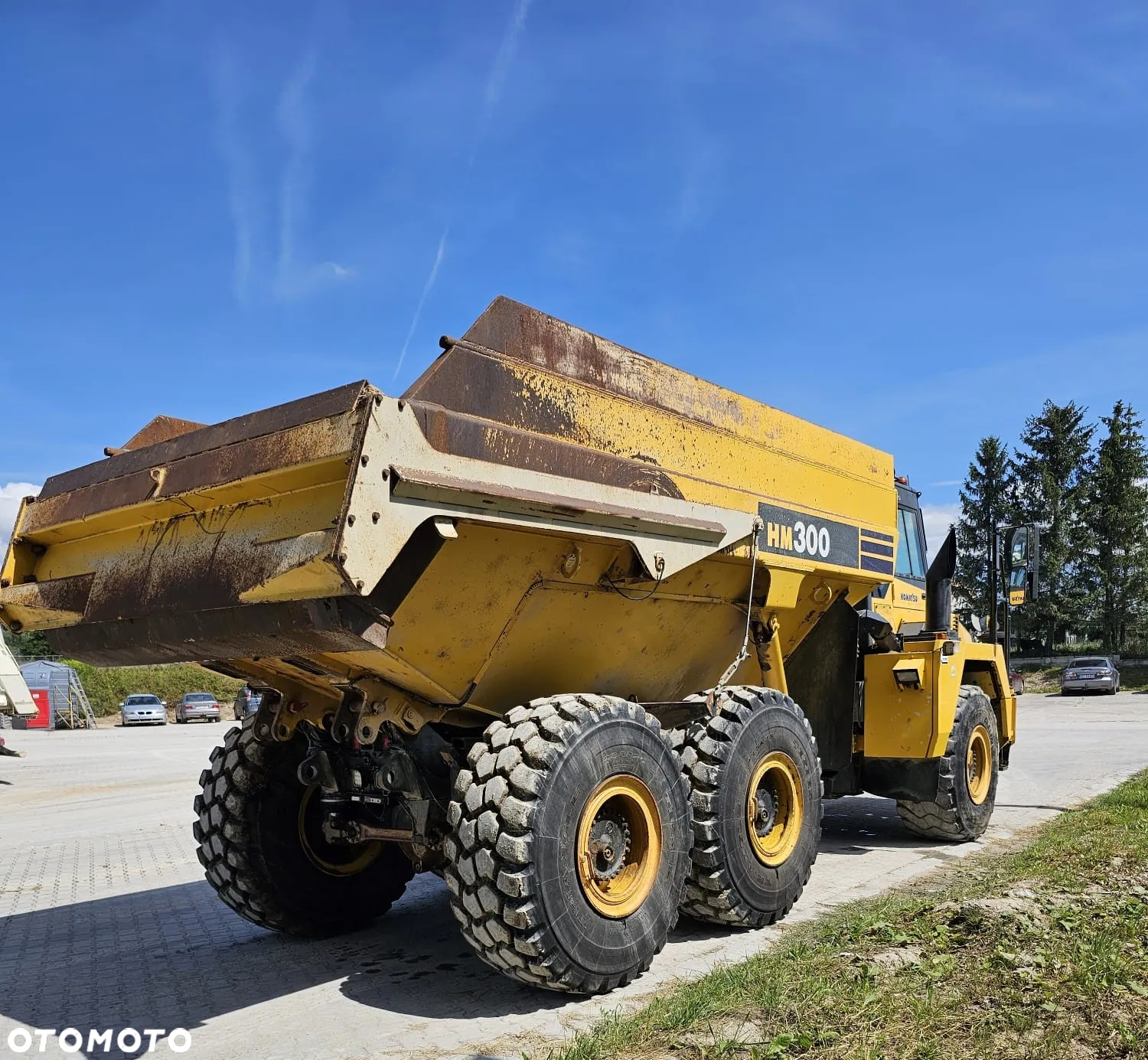 Komatsu HM300 - 4