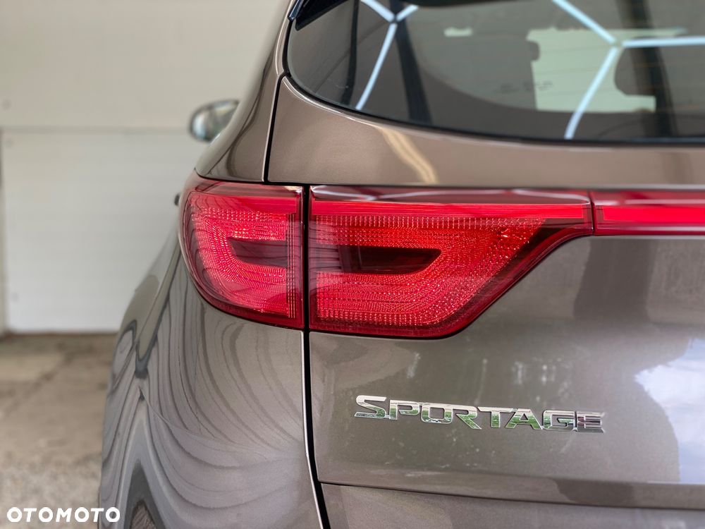 Kia Sportage 1.6 GDI 2WD DREAM-TEAM EDITION - 8
