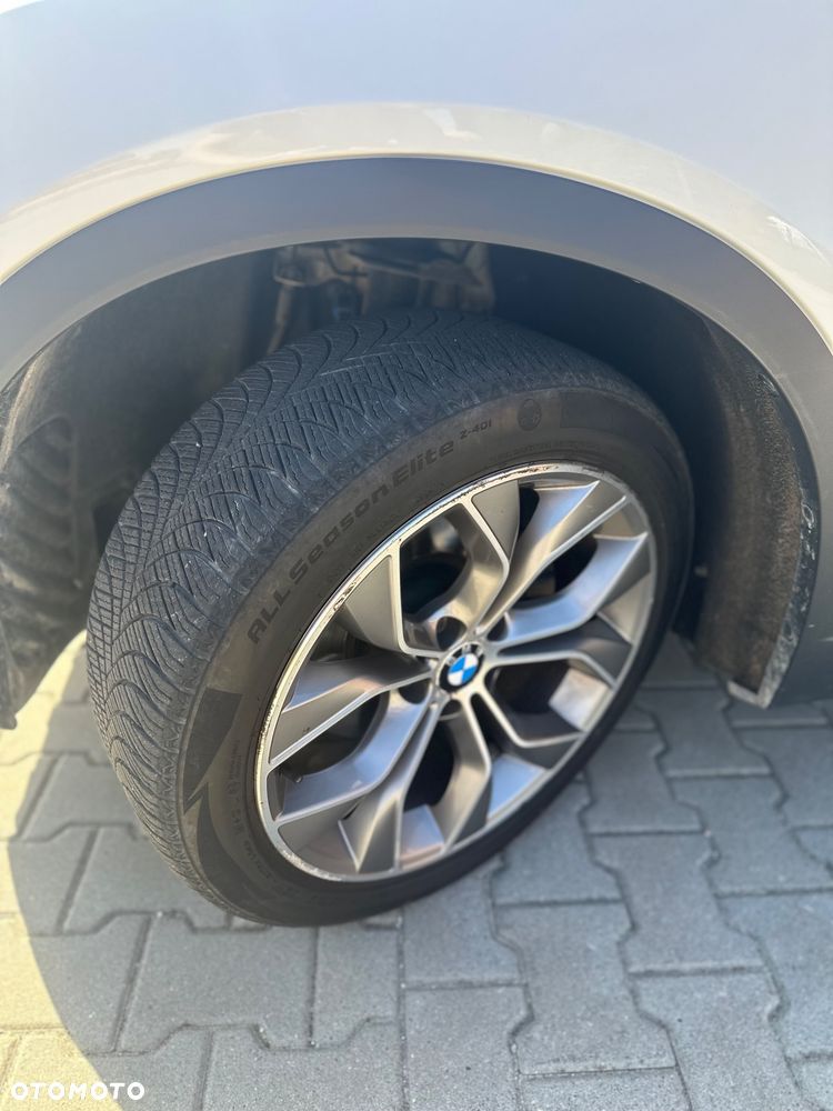 BMW X3 xDrive28i xLine - 15