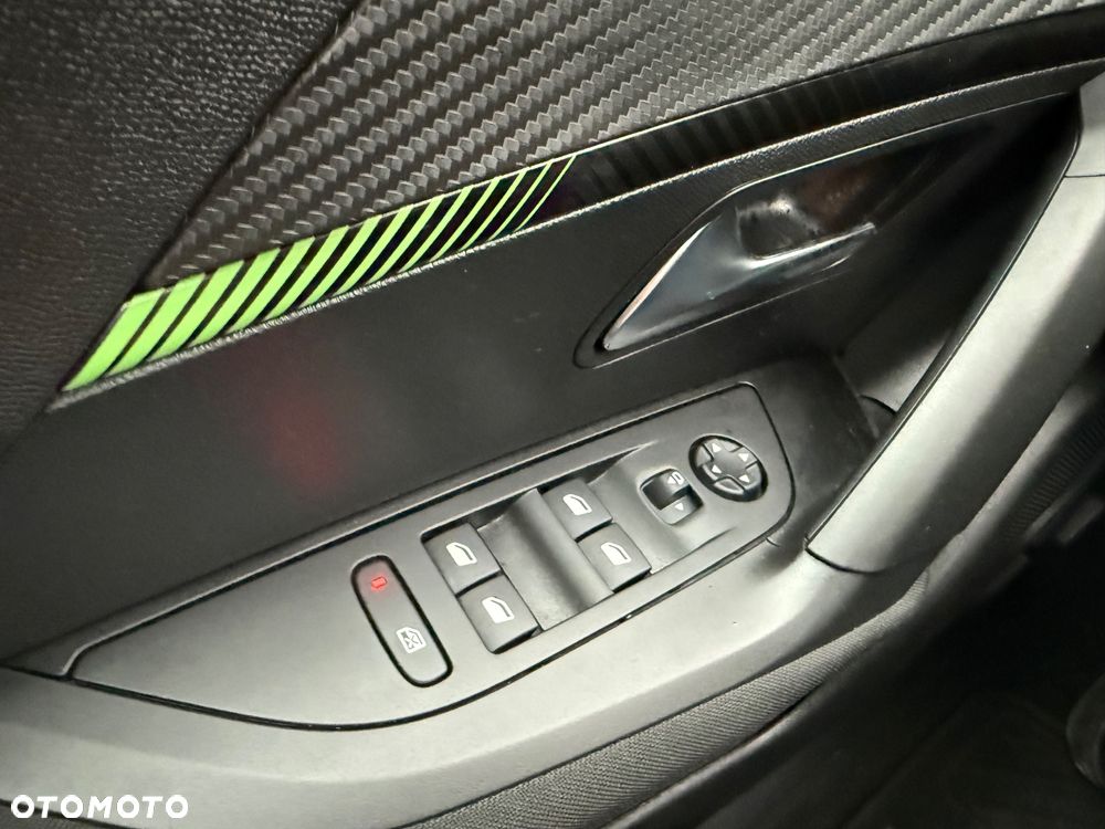 Peugeot 2008 PureTech 100 Stop&Start Allure Pack - 15