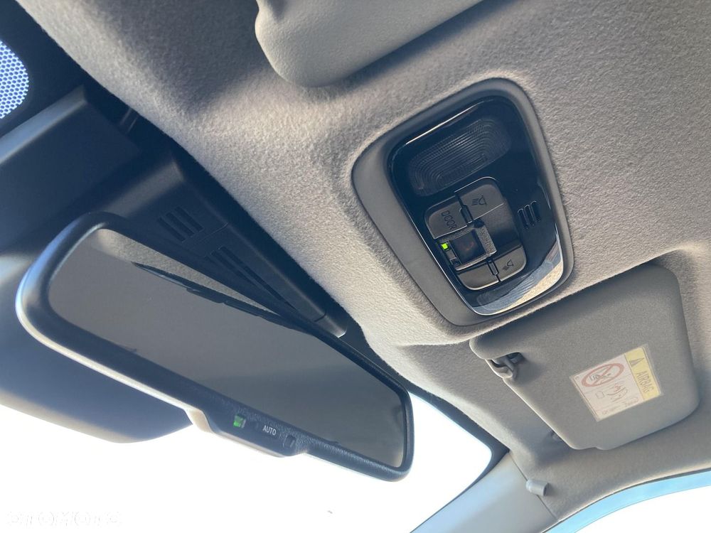 Toyota Yaris Cross Hybrid 1.5 Executive - 24