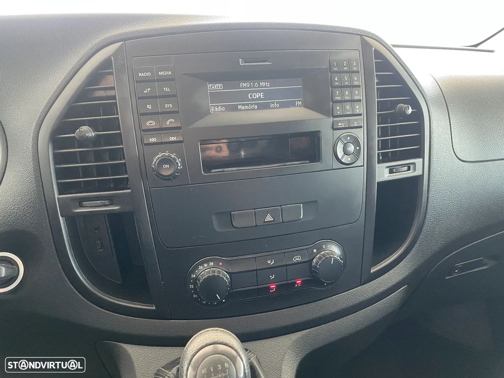 Mercedes-Benz VITO 111 CDI  ISOTÉRMICA - 17