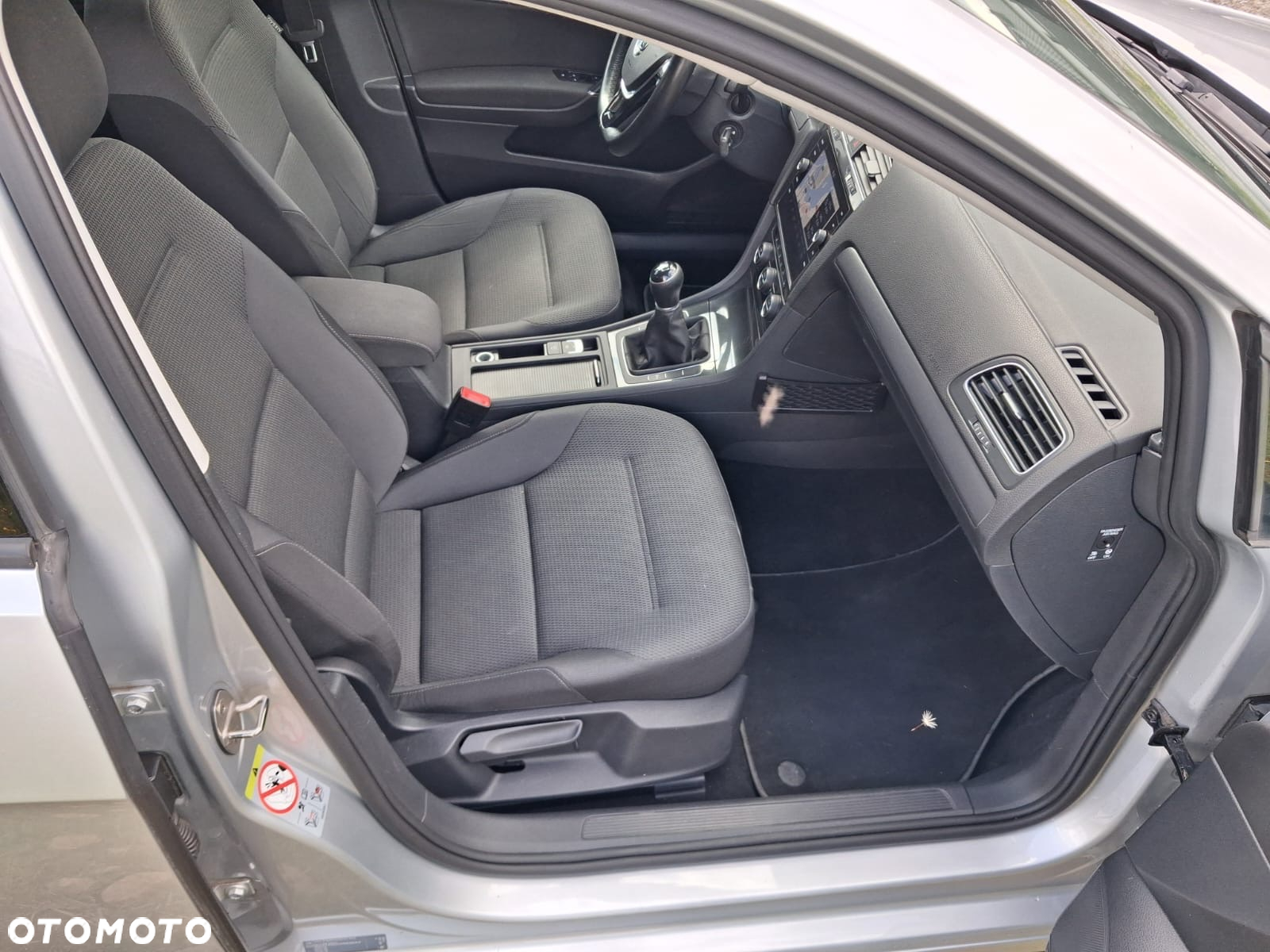 Volkswagen Golf 1.6 TDI (BlueMotion Technology) Comfortline - 9