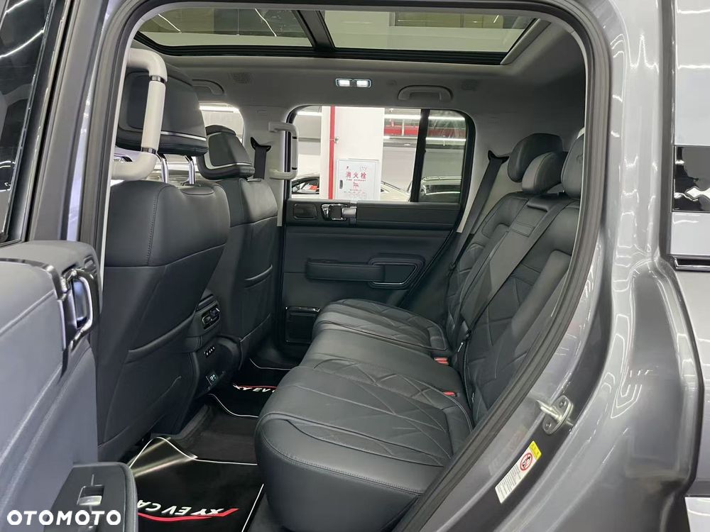 BYD Leopard 5 - 14