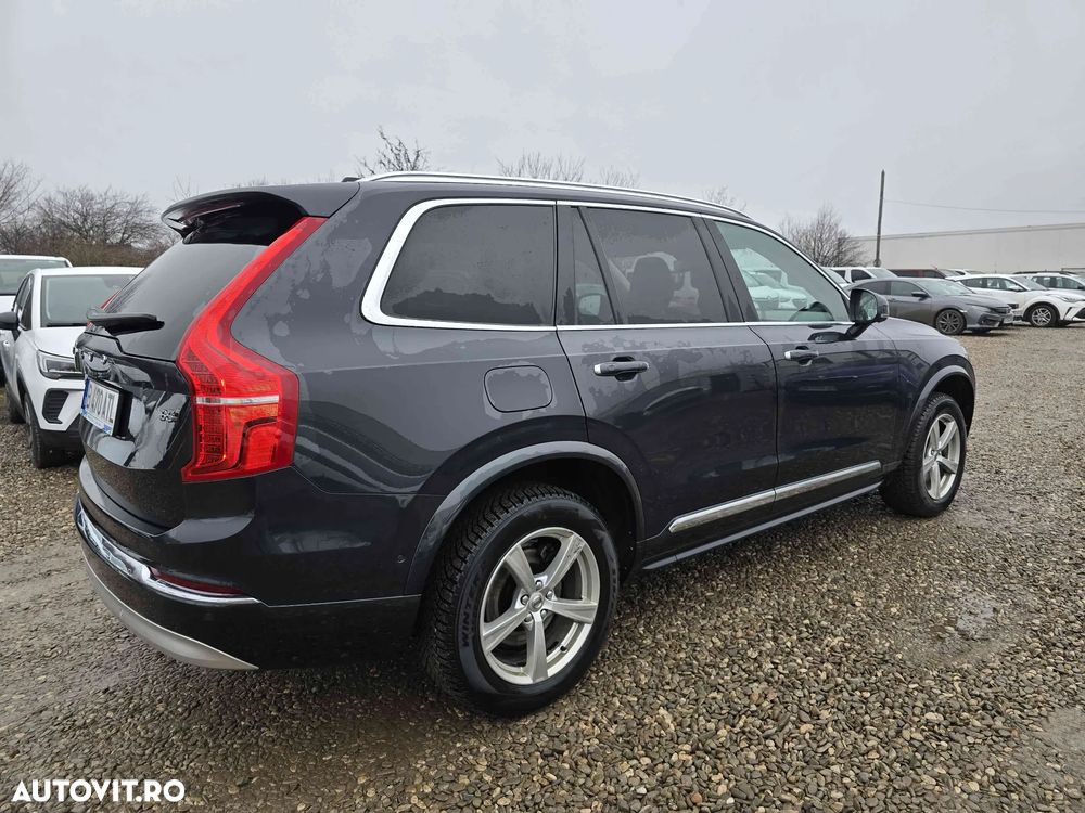 Volvo XC 90 - 3