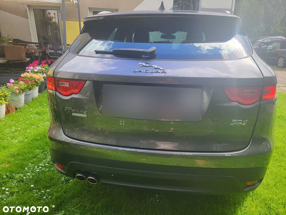 Jaguar F-Pace 2017 photo 5