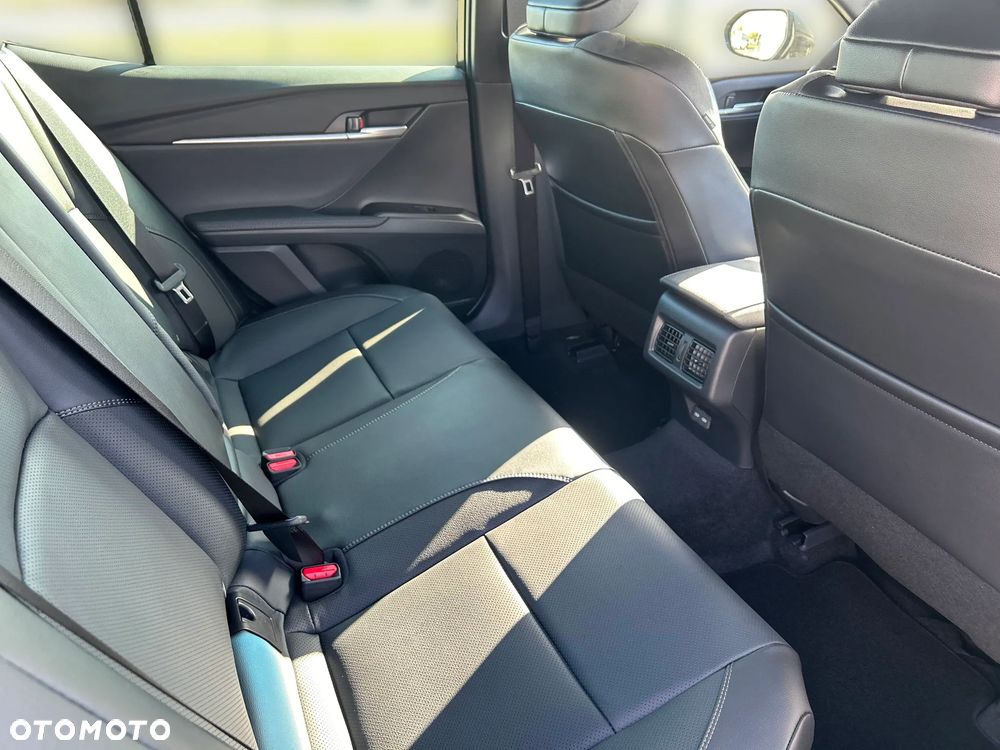 Toyota Camry 2.5 Hybrid Dynamic Force Executive e-CVT - 36