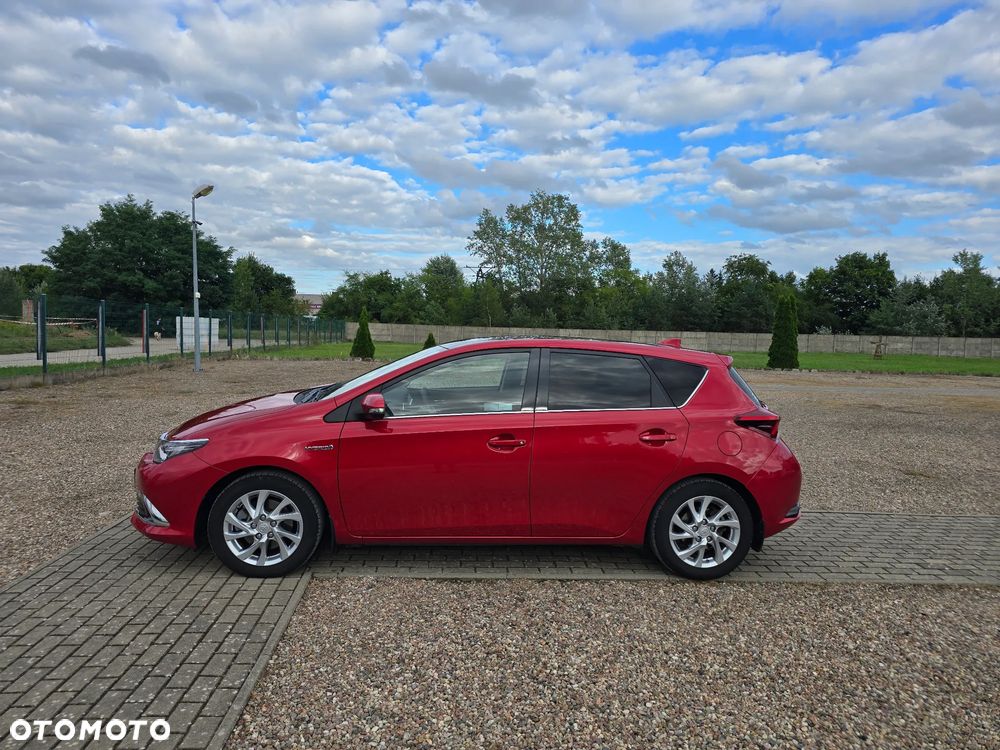 Toyota Auris Hybrid 135 Prestige - 10