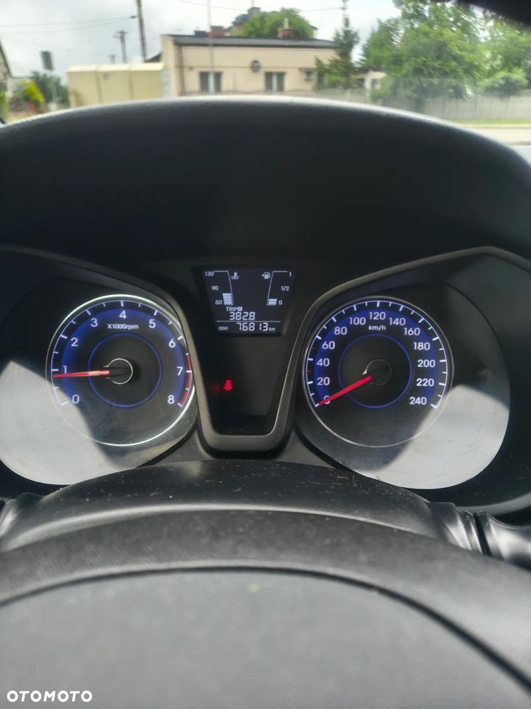 Hyundai ix20 1.4 Comfort - 18