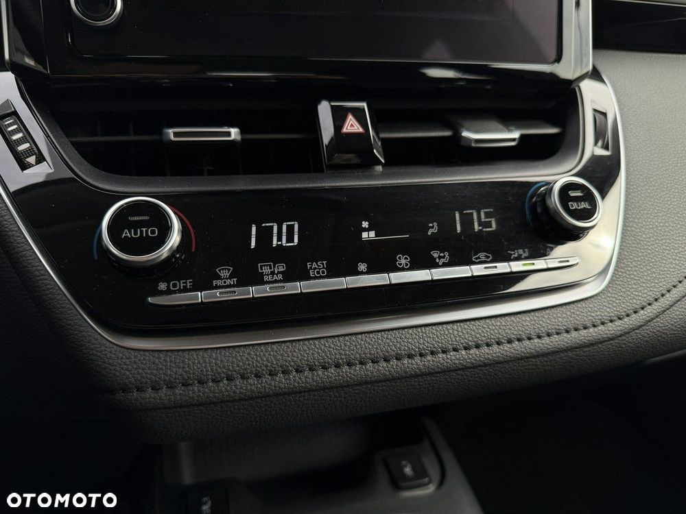 Toyota Corolla 1.5 Comfort - 26