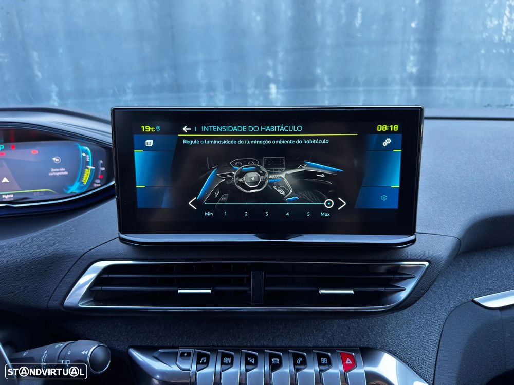 Peugeot 3008 1.6 Hybrid Allure e-EAT8 - 29