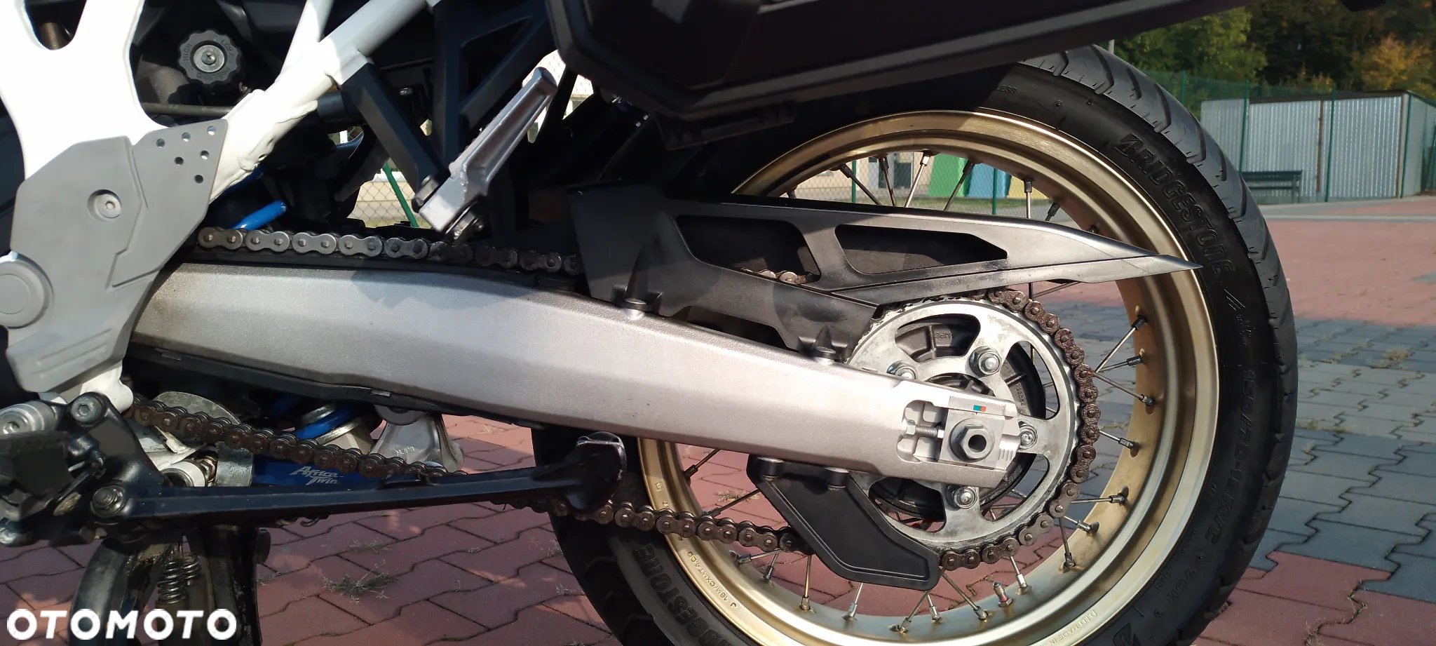Honda CRF - 9