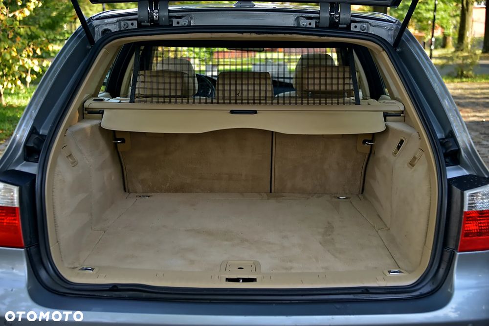 BMW Seria 5 530xd - 39