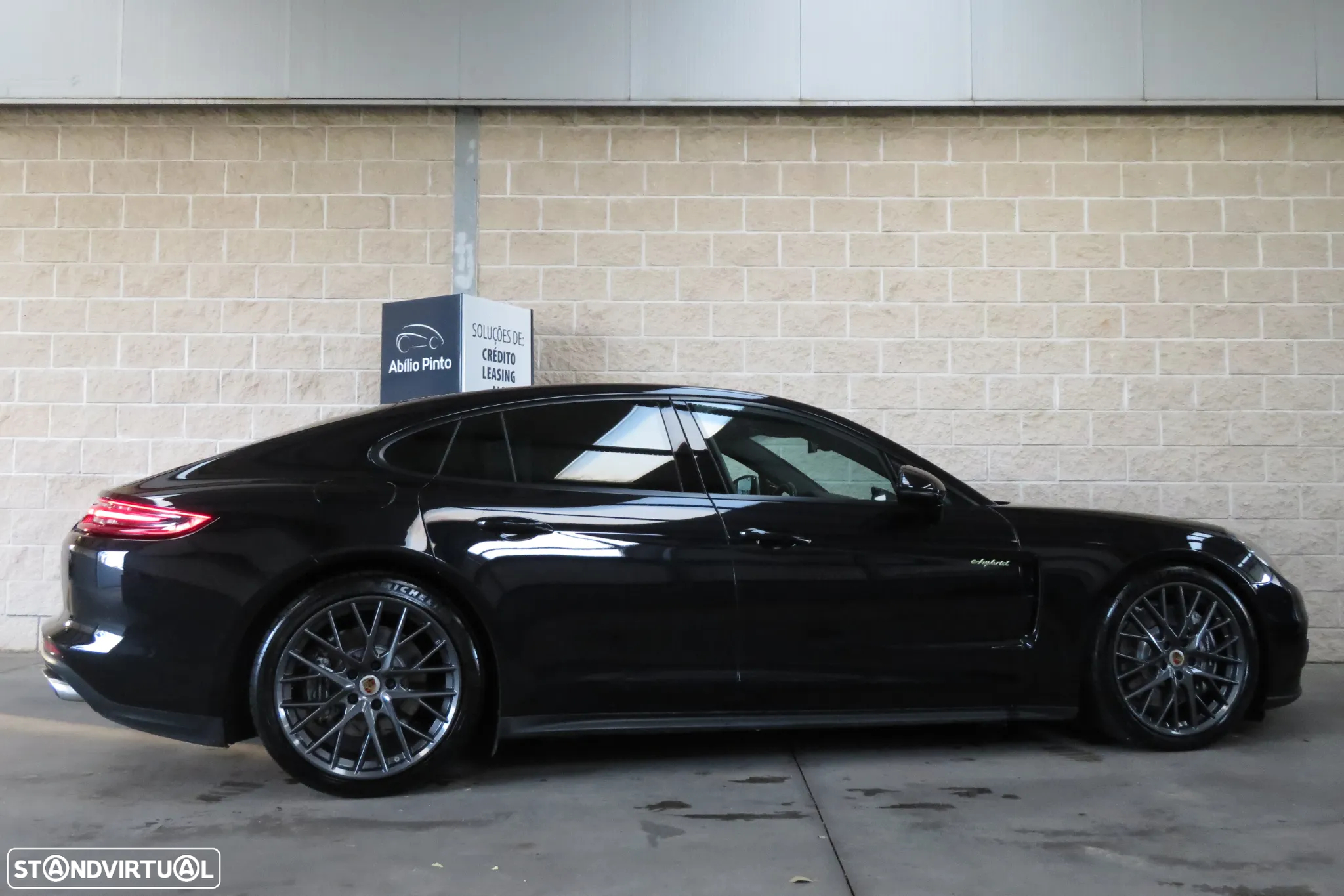 Porsche Panamera 4 E-Hybrid - 6
