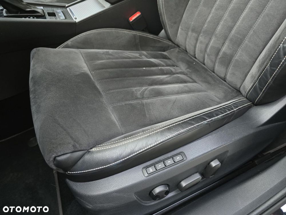 Skoda Superb 2.0 TDI SCR Style DSG - 14