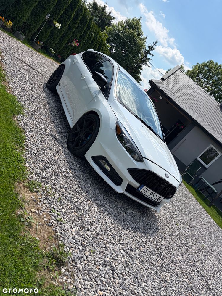 Ford Focus 2.0 EcoBoost ST-2 - 5