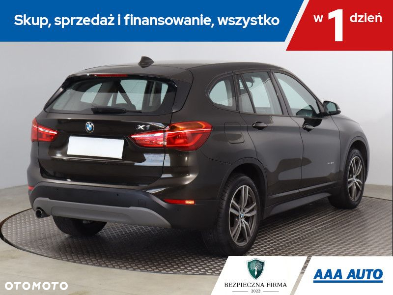 BMW X1 - 6