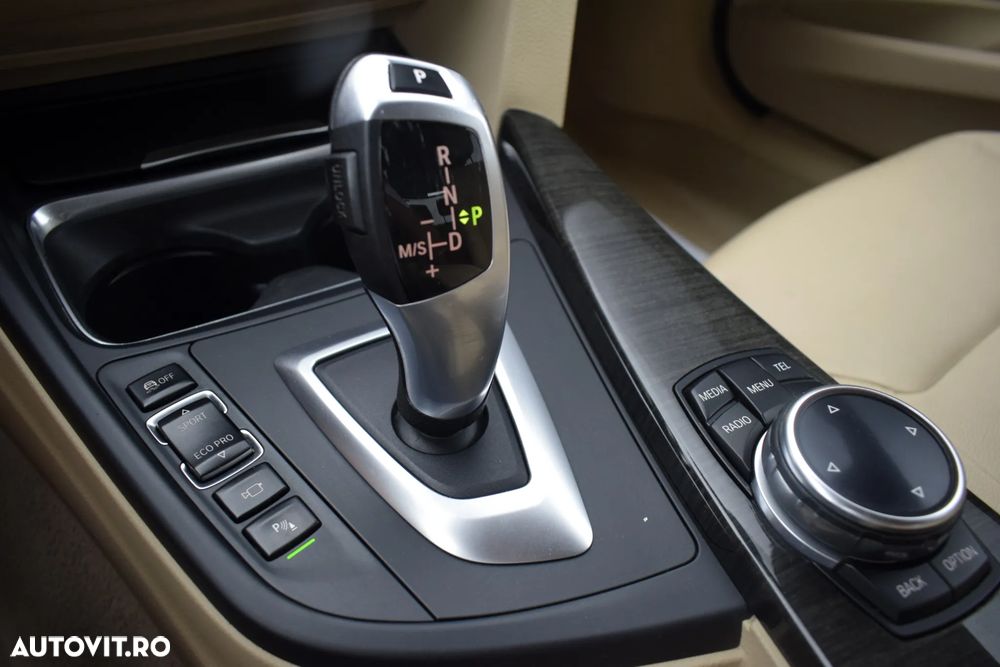 BMW Seria 3 320d xDrive Aut. Luxury Line - 10