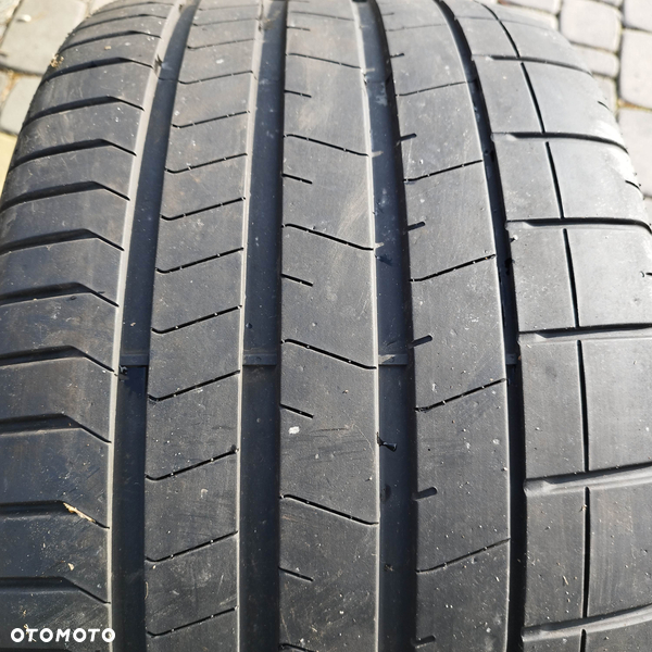 305/30/20 PIRELLI pzero tm