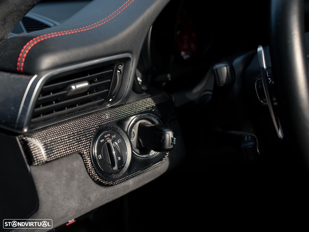 Porsche 911 (991) Carrera 4 GTS PDK - 43