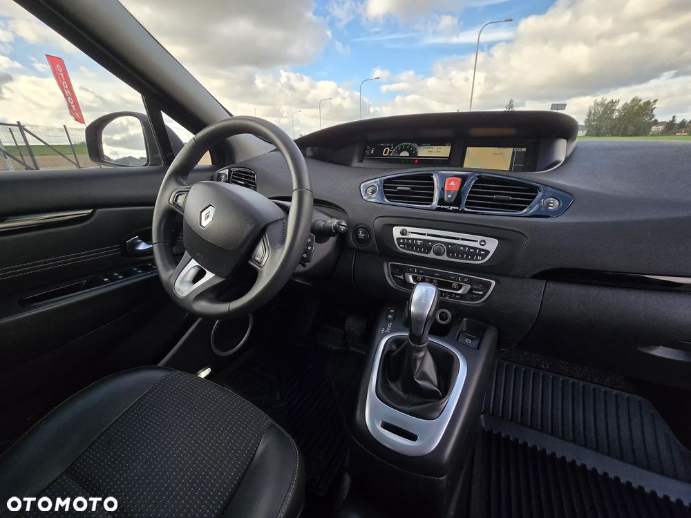 Renault Scenic 2.0 16V 140 CVT Dynamique - 31