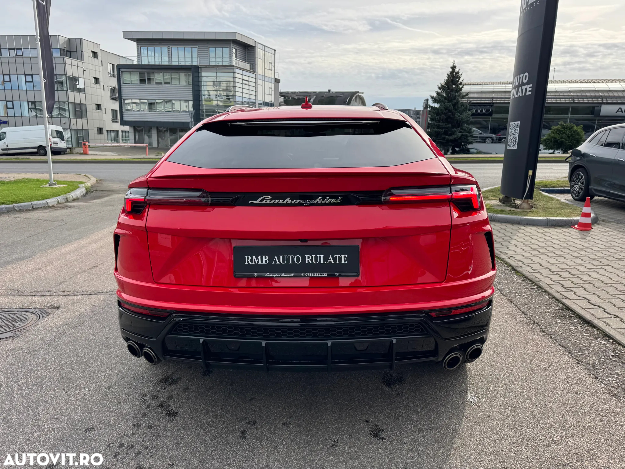 Lamborghini URUS - 17