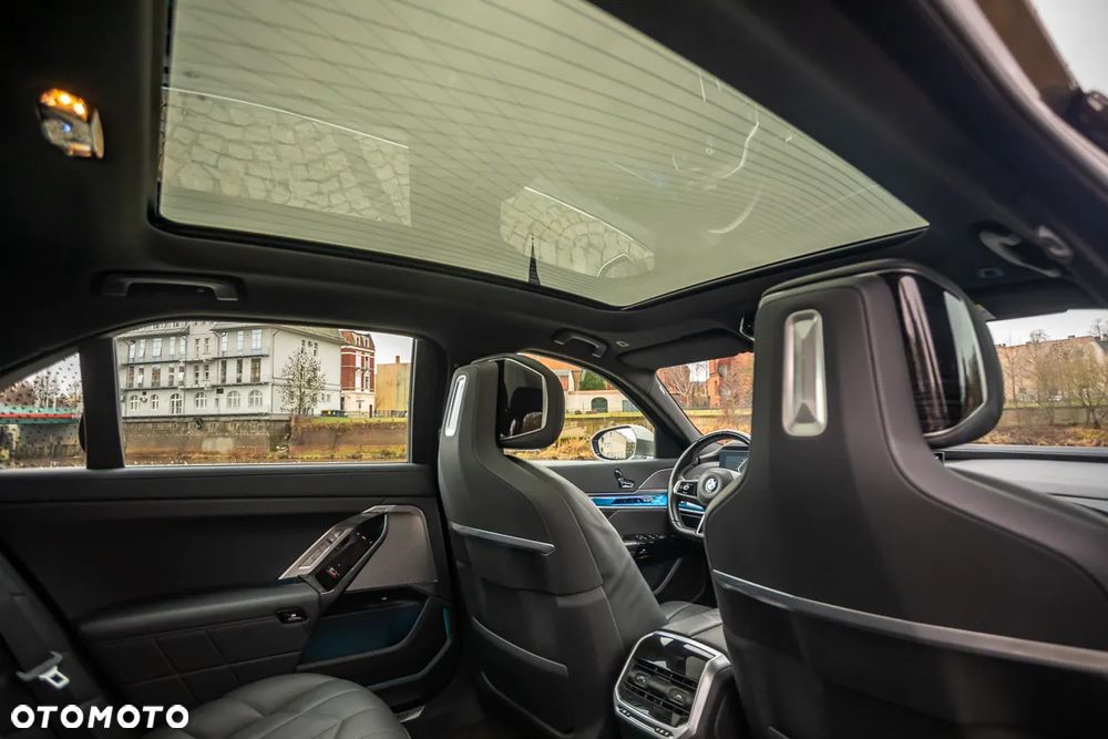 BMW Seria 7 740d xDrive sport - 35