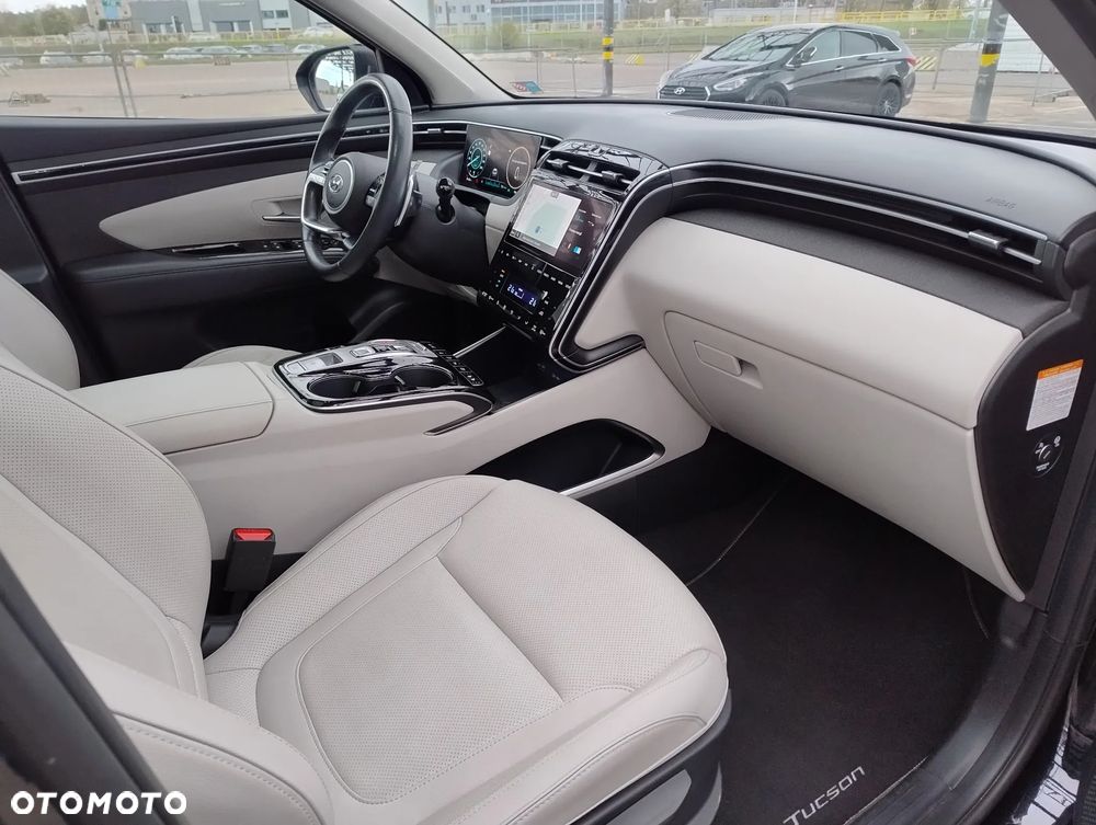 Hyundai Tucson 1.6 T-GDi HEV Platinum 4WD - 12