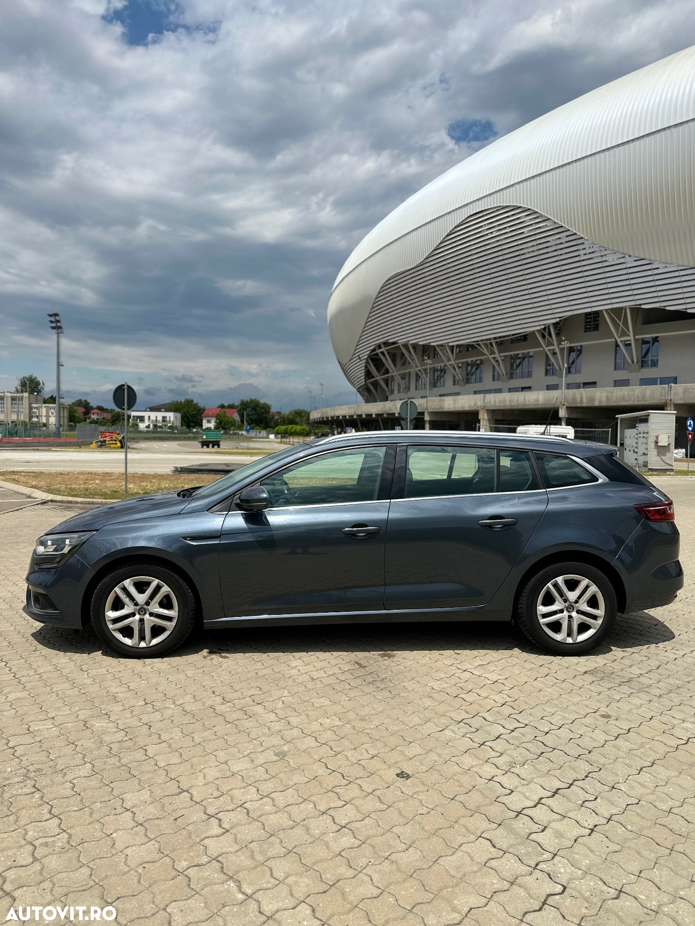 Renault Megane - 5